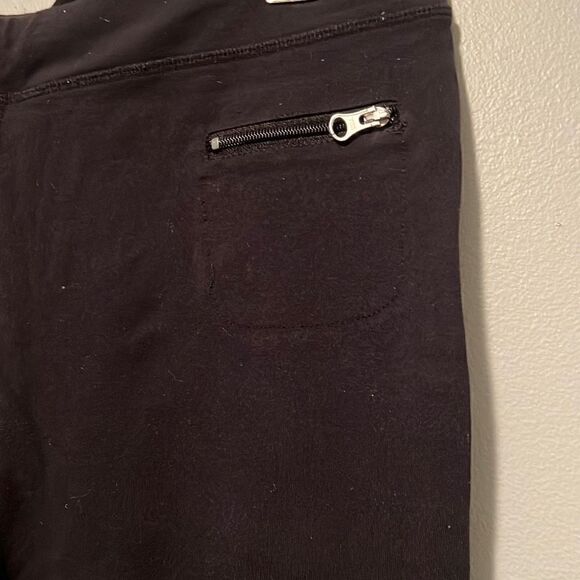 American Eagle Black Athletic Leggings - Picture 2 of 7